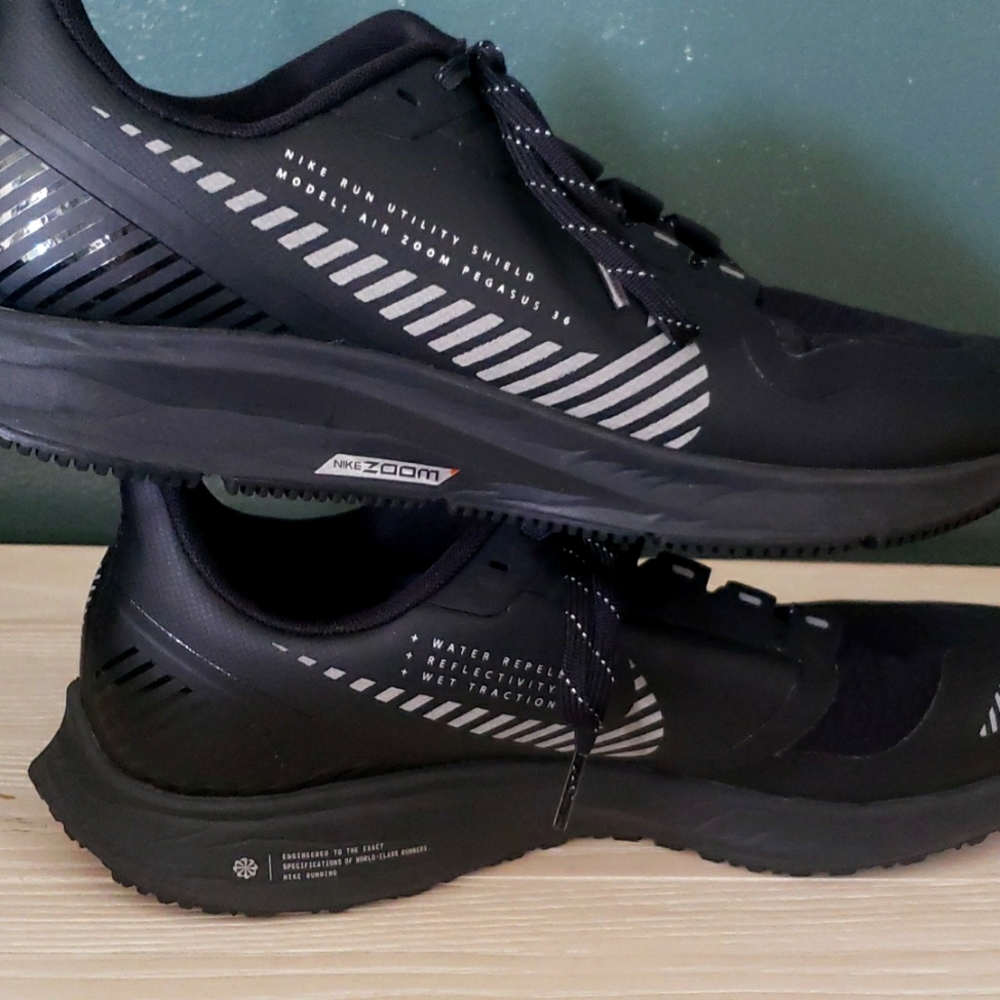 Nike Men's Running Shoes Size 9